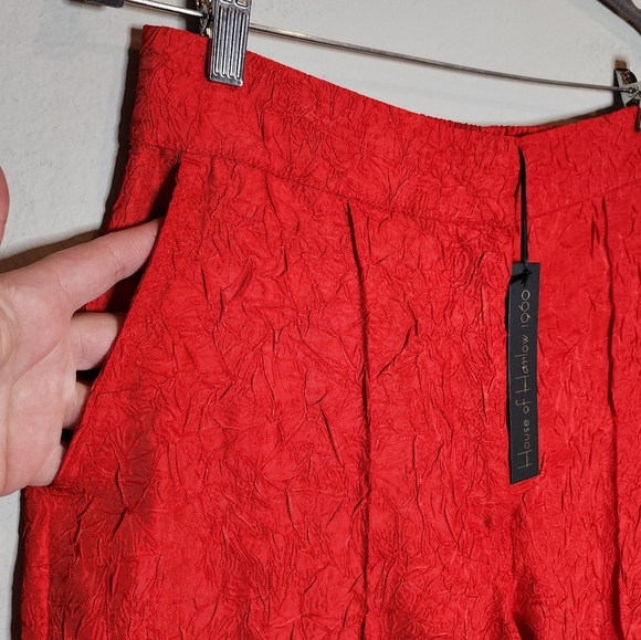 NWT House Of Harlow Wideleg Red Textured Flowy Pants Size Medium Stretch Waist - Picture 3 of 14